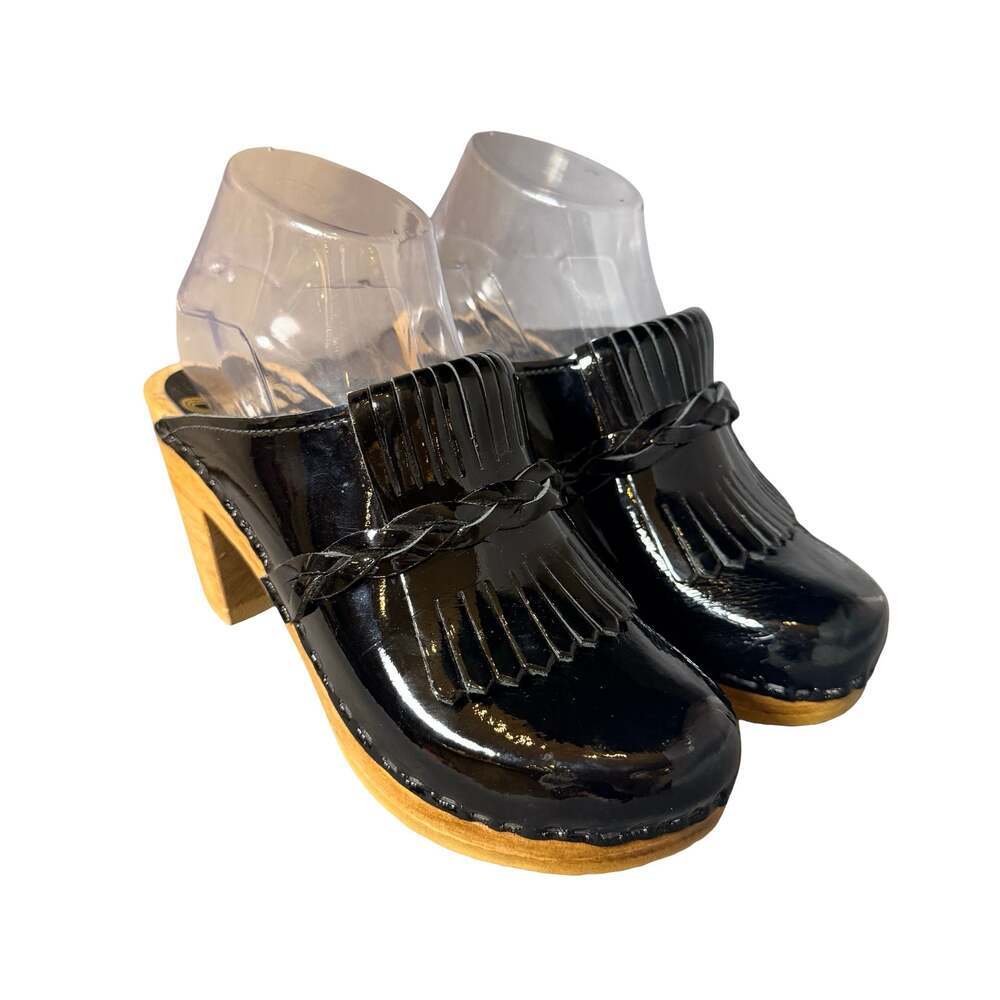 Sven Clogs Kiltie Braid Clog in Black Patent Leather size 36